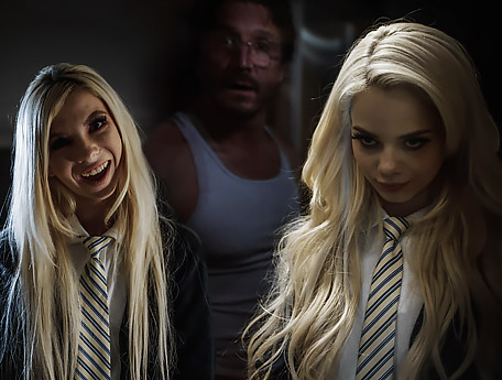 Три студентки трахнули своего препода за хорошие оценки